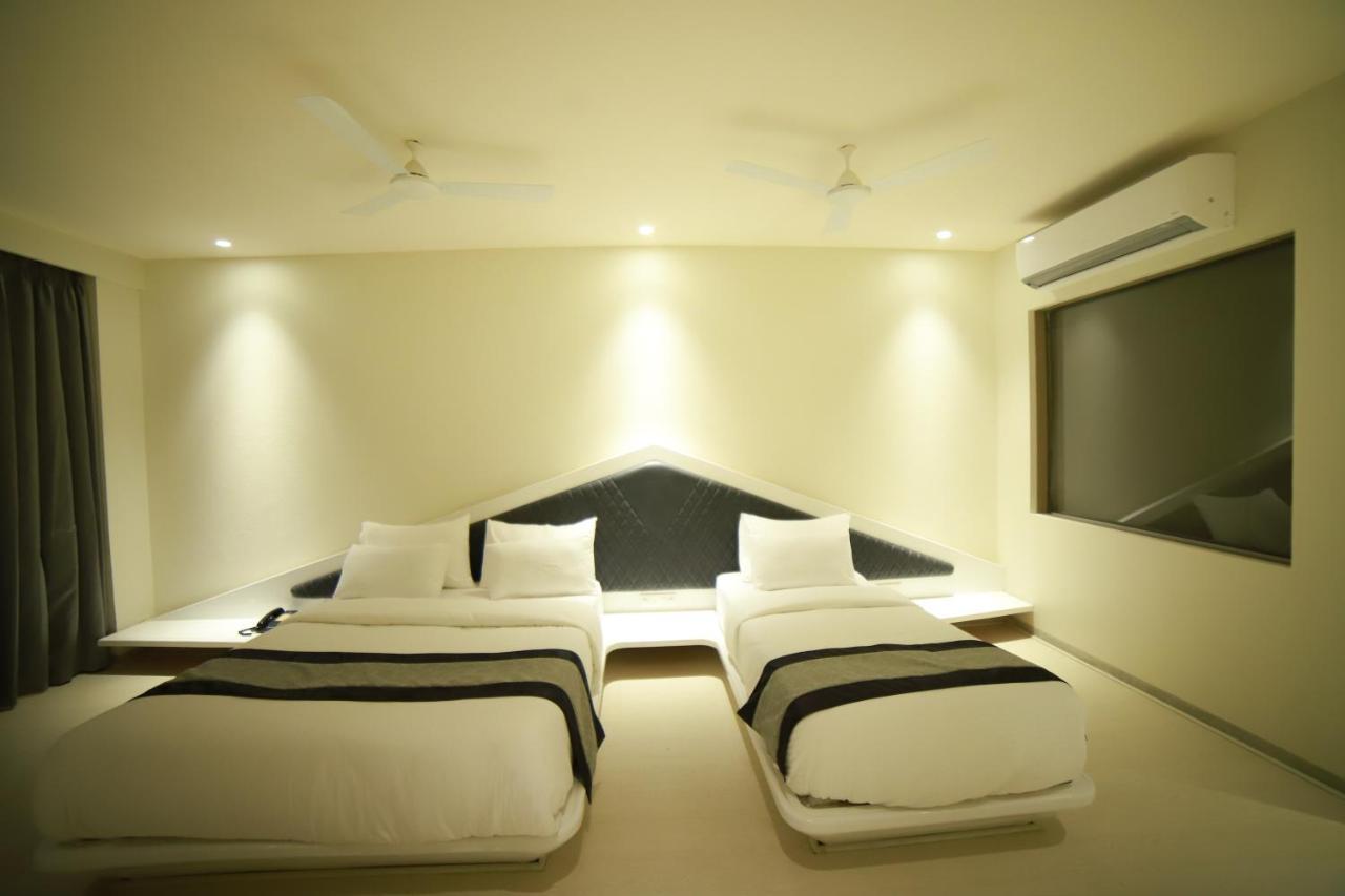 Hotel Brij Residency Top Selling , Lātūr Exterior foto